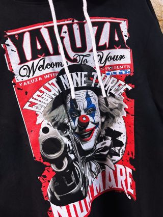 🎃PERFEKTNÍ VOLBA NA HALLOWEEN 🎃 Tahle mikina od Yakuza tě dostane do správné temné nálady! 🤡 - IKONICKÝ KLAUN, VÝRAZNÉ...