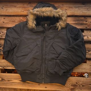 🔥PÁNSKÉ ZIMNÍ BUNDY PITBULL HARVEST 🔥 ❄️ Hustá kožešina v kapuci ❄️ Pevný materiál, který neprofoukne ❄️ Masivní zipy...