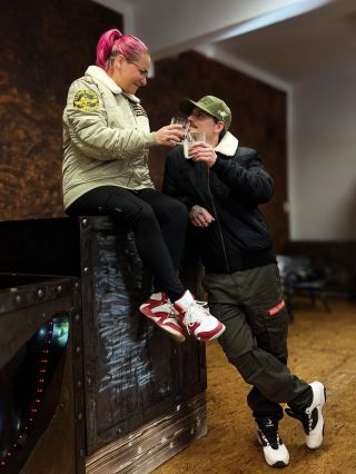 U NÁS JE RADOST NAKOUPIT! 👊🏼 Z Alpha Store si neodnášíš jen hadry, ale styl a vibe, který tě vystřelí o level výš. 😎 Ve...